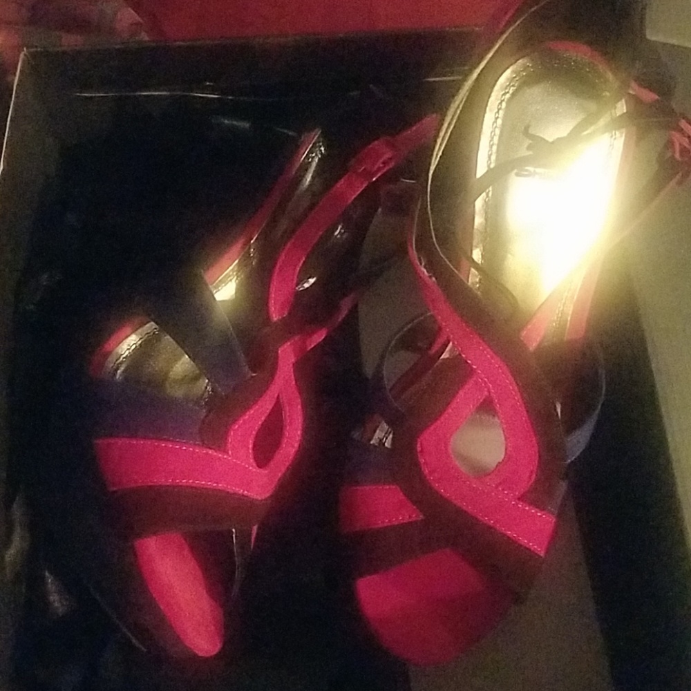 Heels/ they're fairly new and only wore one time